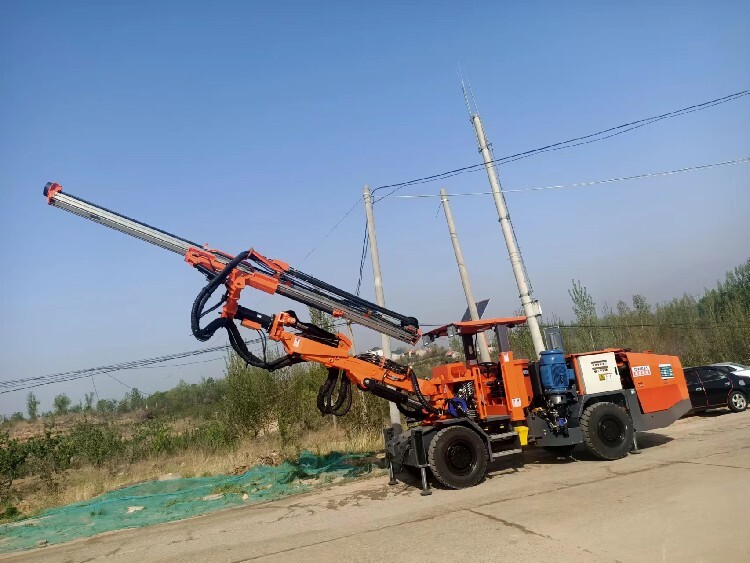 铁建重工全电脑三臂凿岩台车_产品_资讯_工程机械商贸网