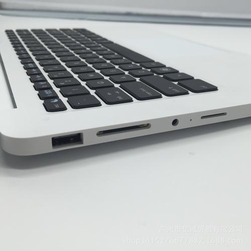 3寸黑色白色1.9ghz 超薄便携i3笔记本电脑